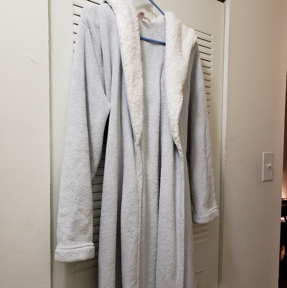 Bathrobe